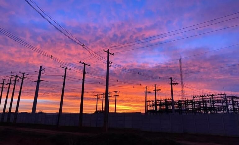 Conta de luz terá reajuste médio de 6,3% em 2025, acima da inflação