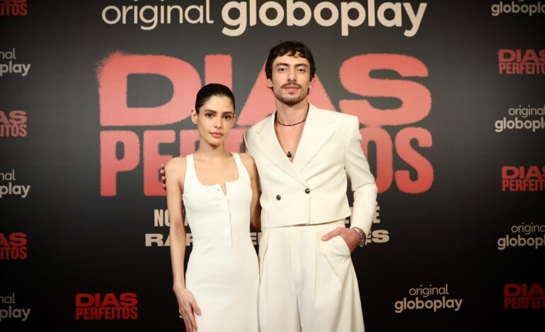 Julia Dalavia e Jaffar Bambirra brilham em lançamento de série