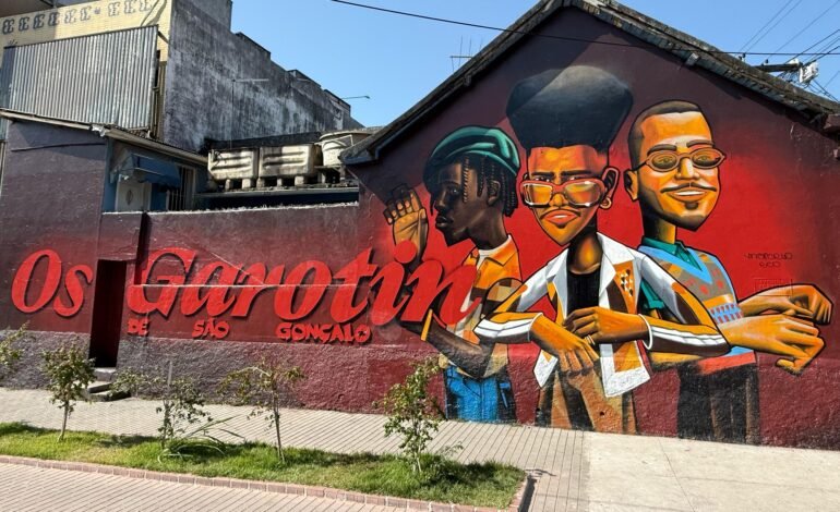 Mural em São Gonçalo celebra sucesso dos Garotin