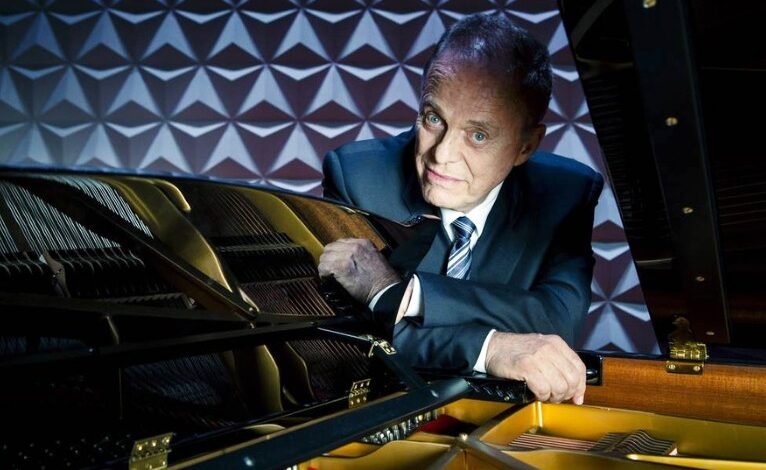 Miguel Proença, pianista brasileiro de reconhecimento internaci