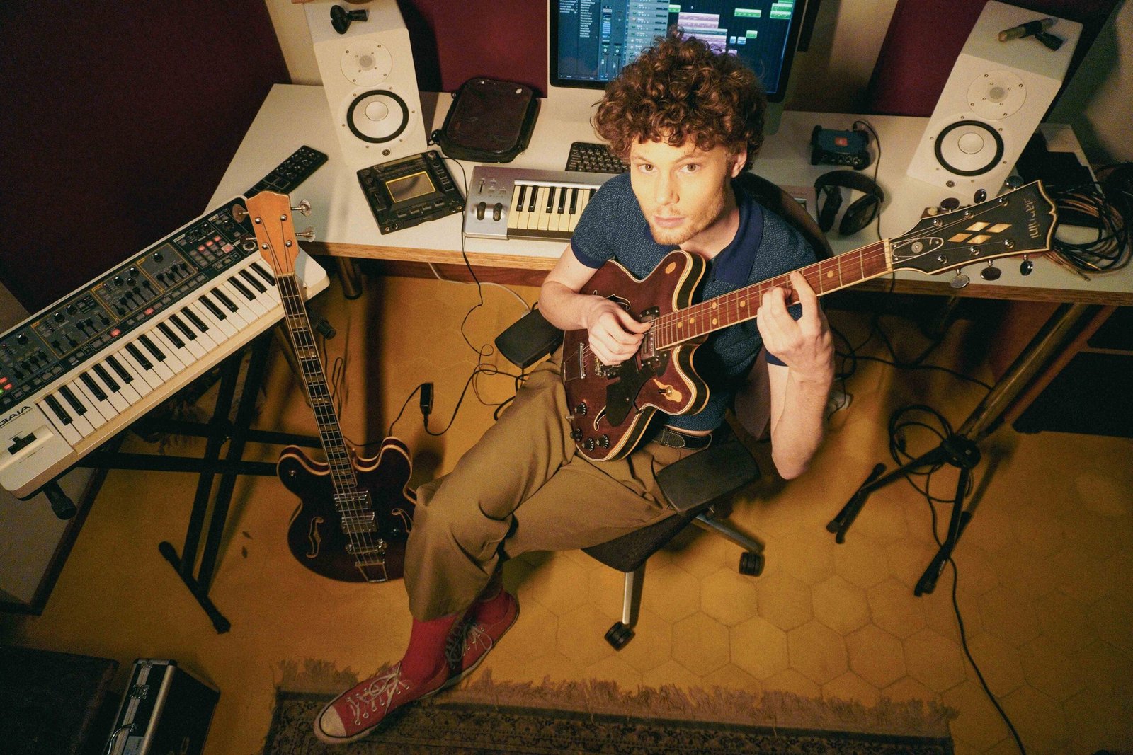 Valentim Frateschi lança álbum solo “Estreito&rdqu