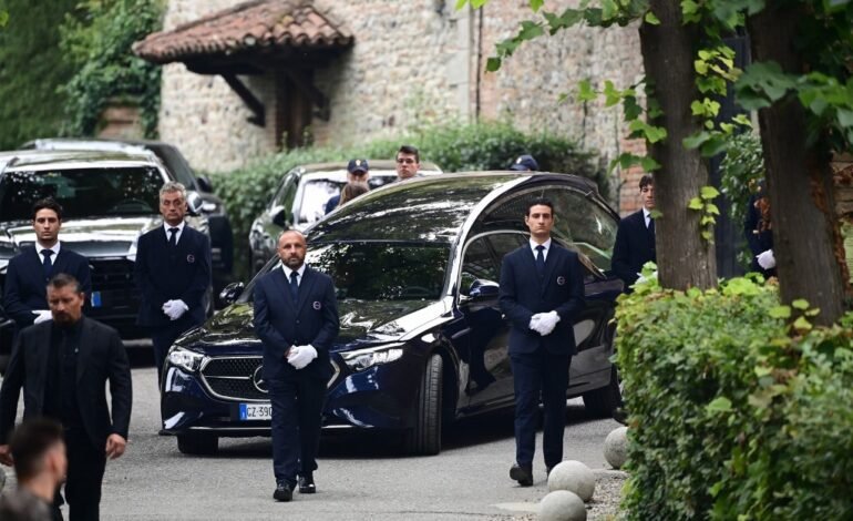 O funeral do estilista italiano Giorgio Armani ocorreu