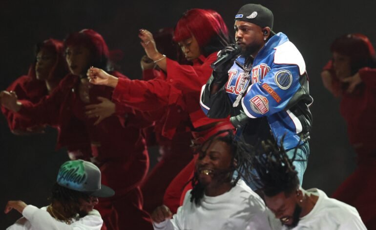 Kendrick Lamar apresenta show da Grand National Tour