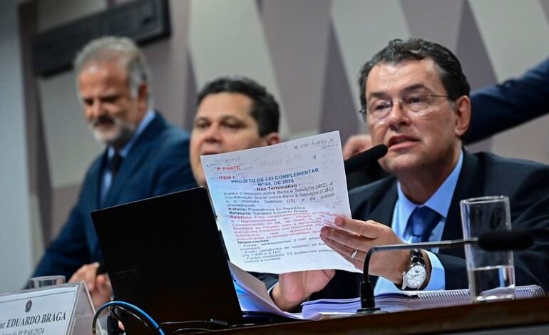 Senador Eduardo Braga (MDB-AM) Andressa Anholete/Agência Sen