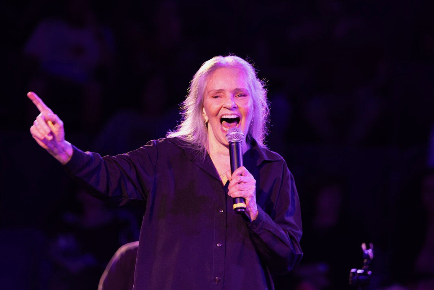 A cantora, compositora e pianista Angela Ro Ro