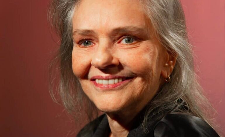 A cantora e compositora Angela Ro Ro morreu