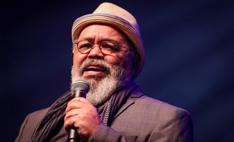 O cantor carioca Jorge Aragão gravou na noite