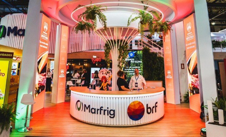 As empresas brasileiras Marfrig e BRF anunciaram nesta