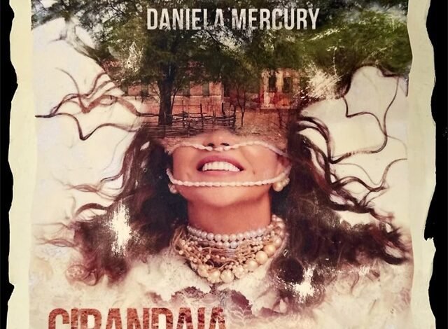 A cantora Daniela Mercury lançou a capa do seu 22º