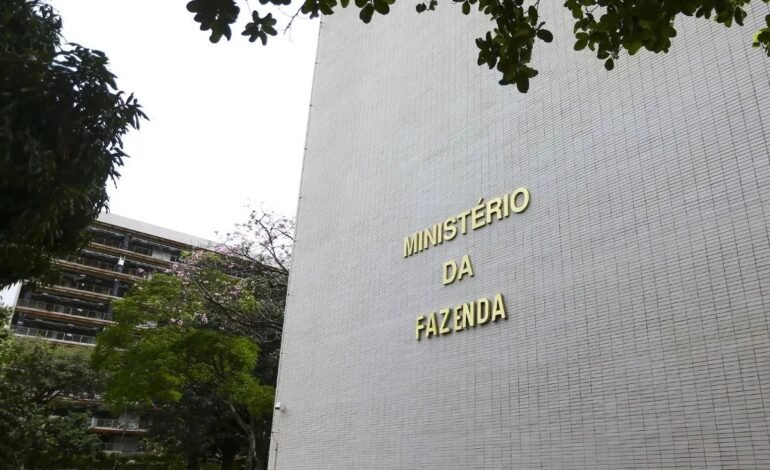 As contas do governo federal apresentaram déficit primário