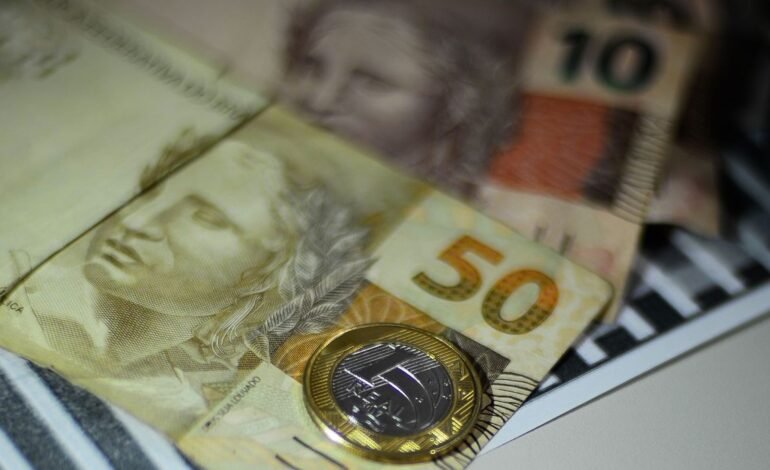 Receita Federal publica medida que iguala fintechs a