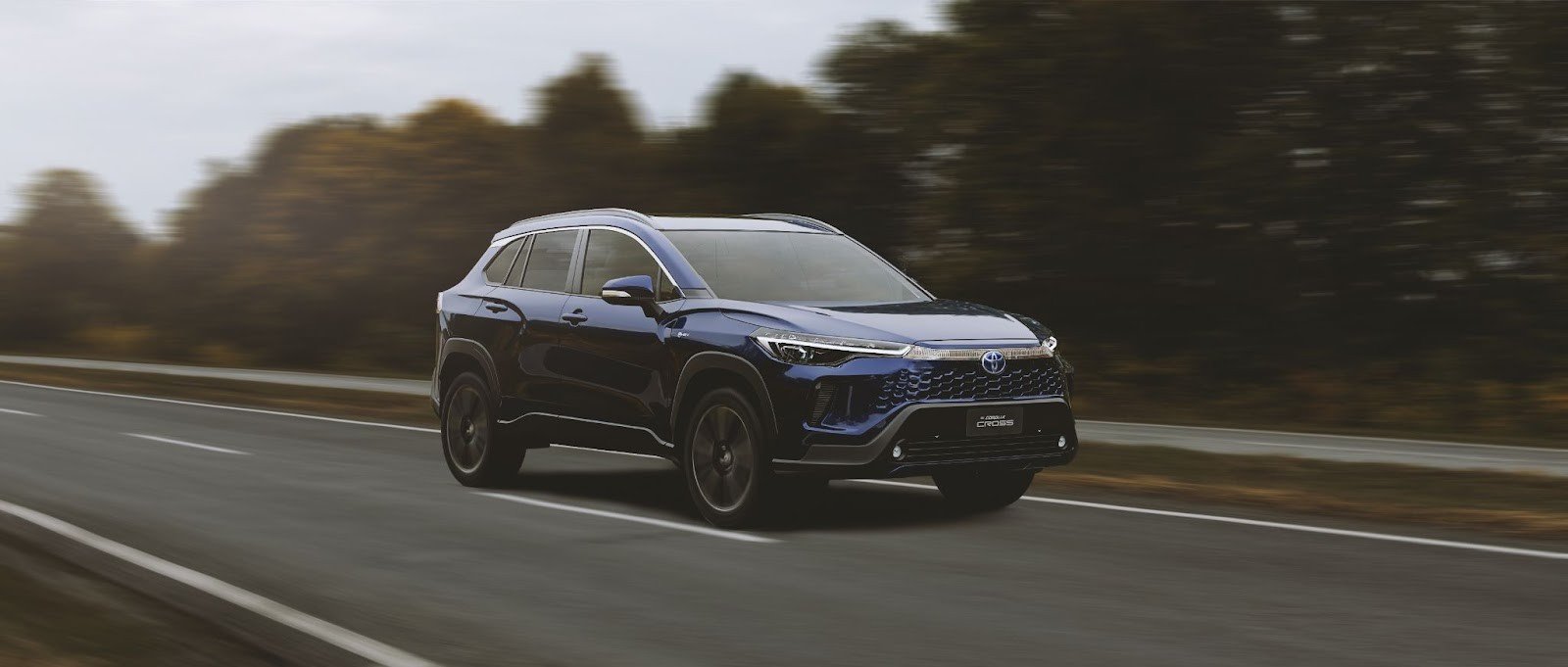 Toyota corolla cross ultrapassa volkswagen t