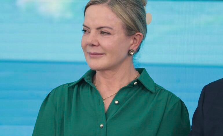 A ministra da Secretaria de Relações Institucionais, Gleisi