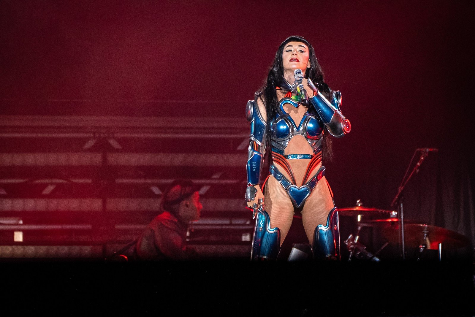 Katy Perry se apresentou no domingo (14) no festival The