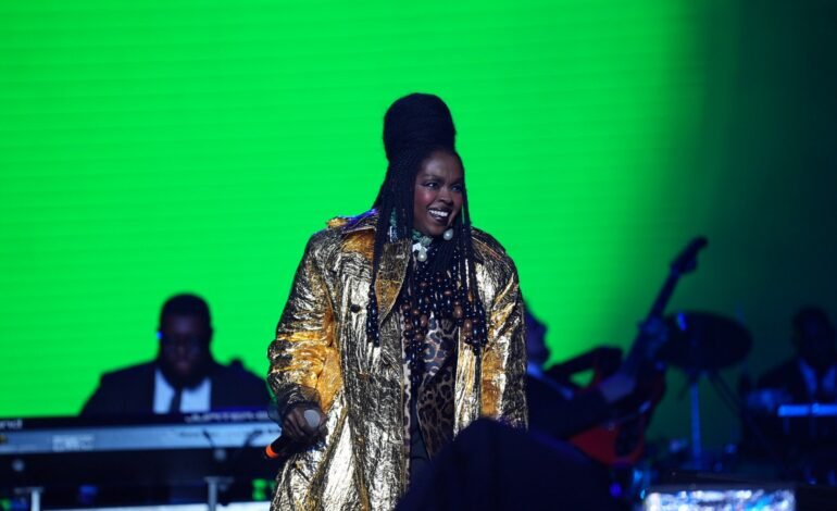 A cantora Lauryn Hill se apresentou no último