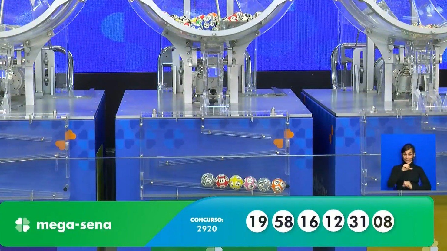 O sorteio do concurso 2.920 da Mega-Sena foi