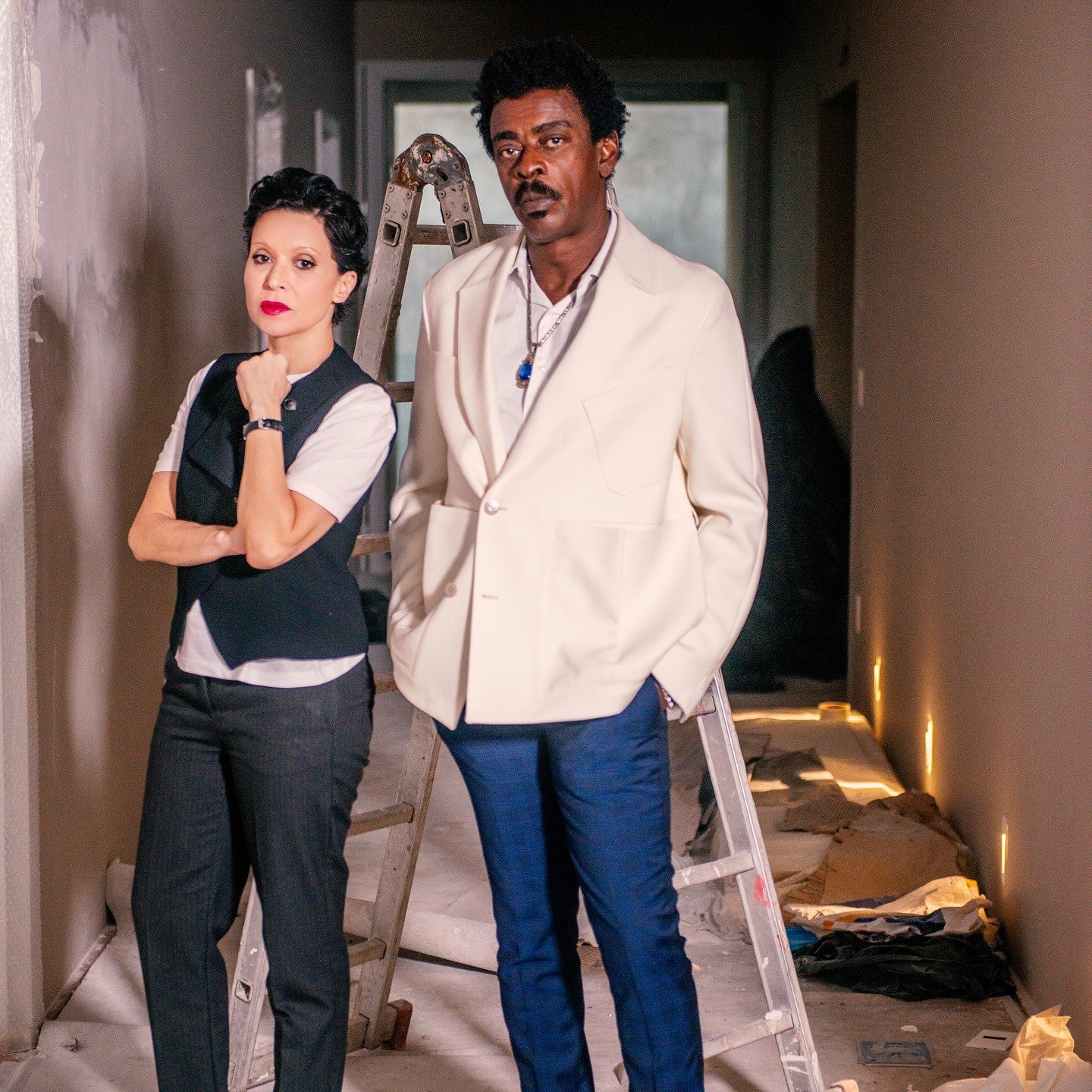 A cantora Patricia Marx lançou o single “Abre alas”, em