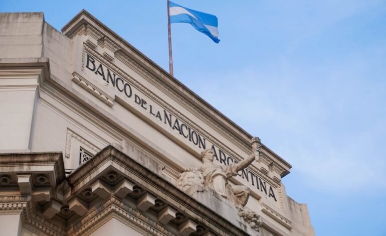 O Conselho Monetário Nacional (CMN) e o Banco