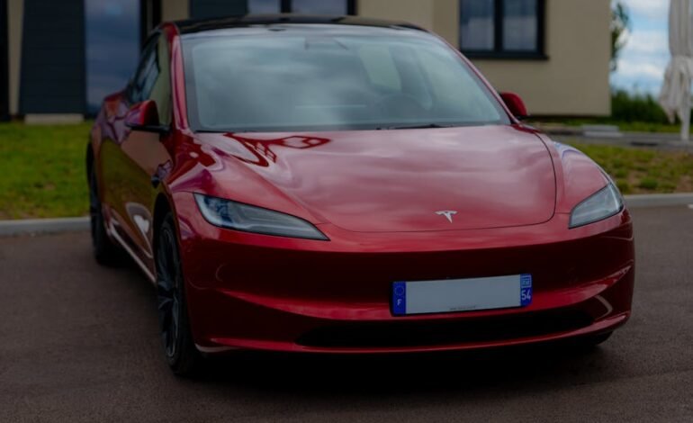 O conselho de administração da Tesla propôs um