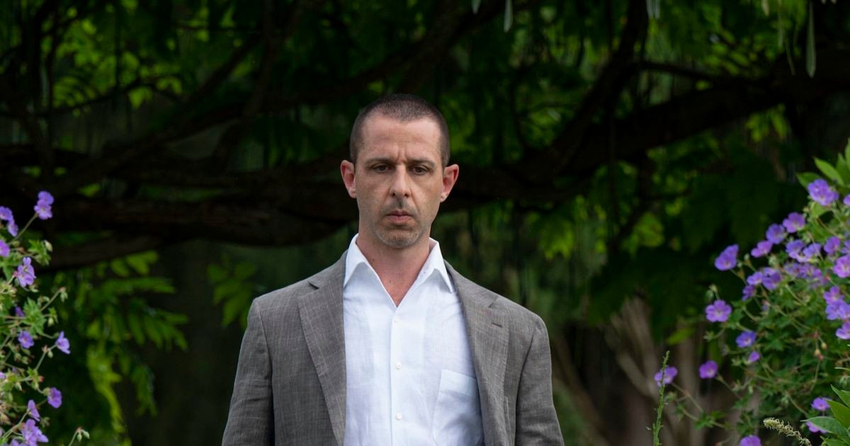 Jeremy Strong foi confirmado como o novo Mark