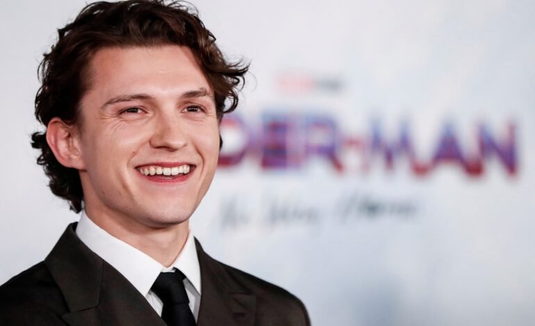 Tom holland sofre concussão em set do homem