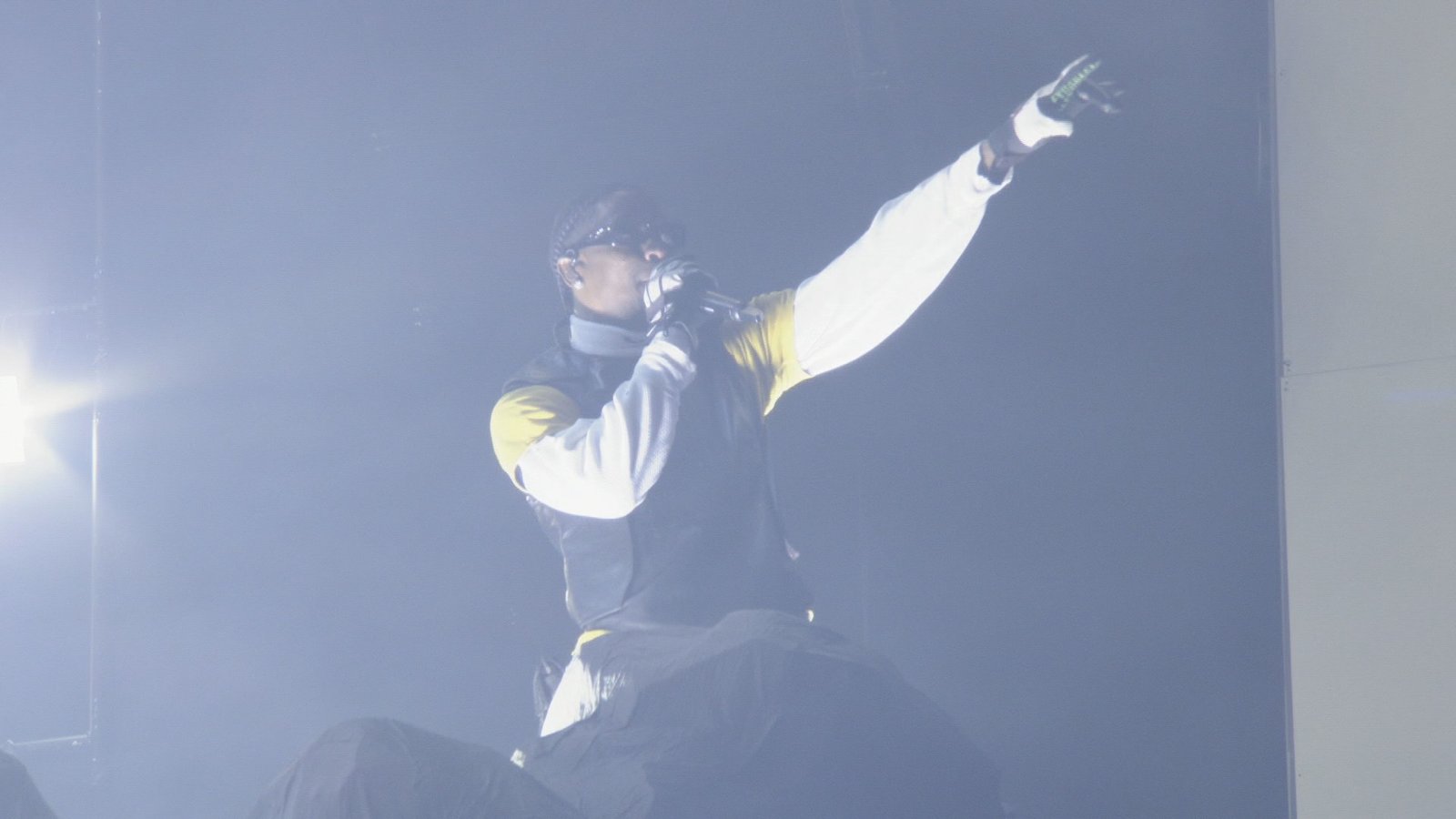 O rapper norte-americano Travis Scott realizou um show