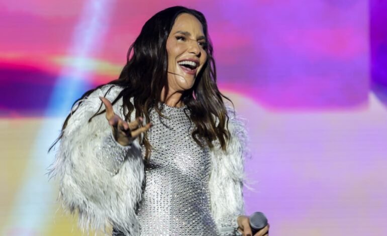 Ivete Sangalo se apresenta no estádio do Maracanã
