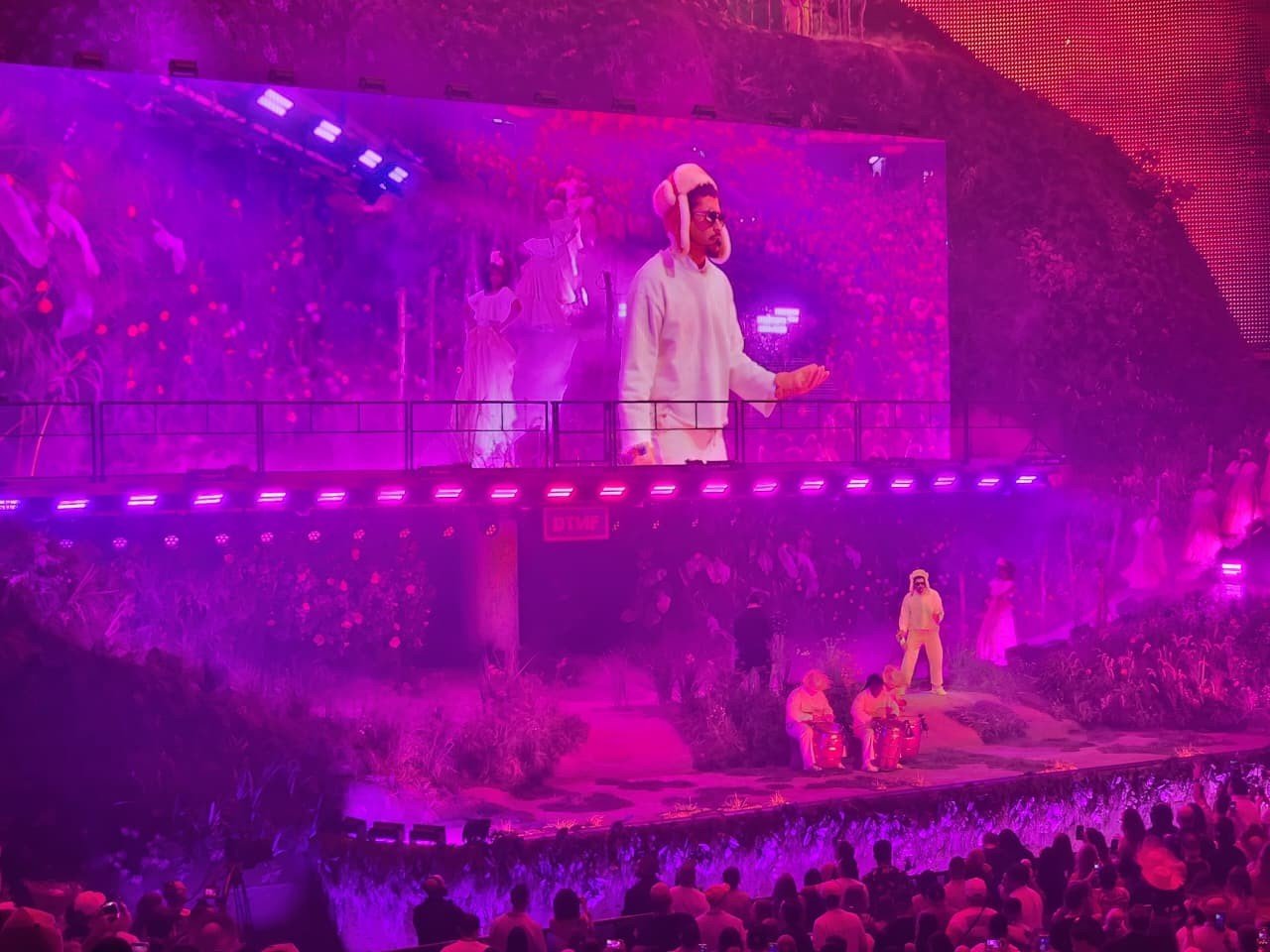 O cantor Bad Bunny está realizando uma residência