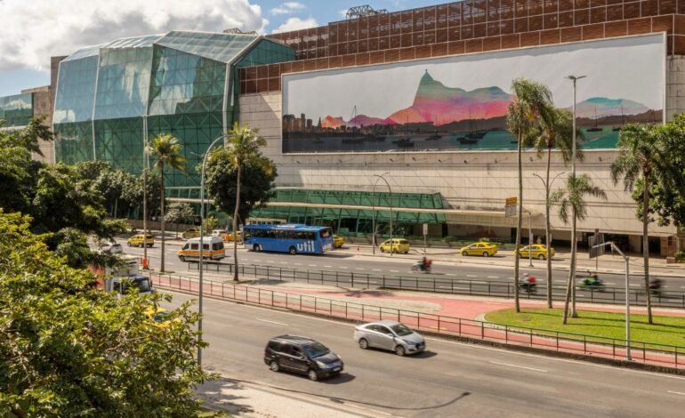 A varejista sueca H&M anunciou a abertura de