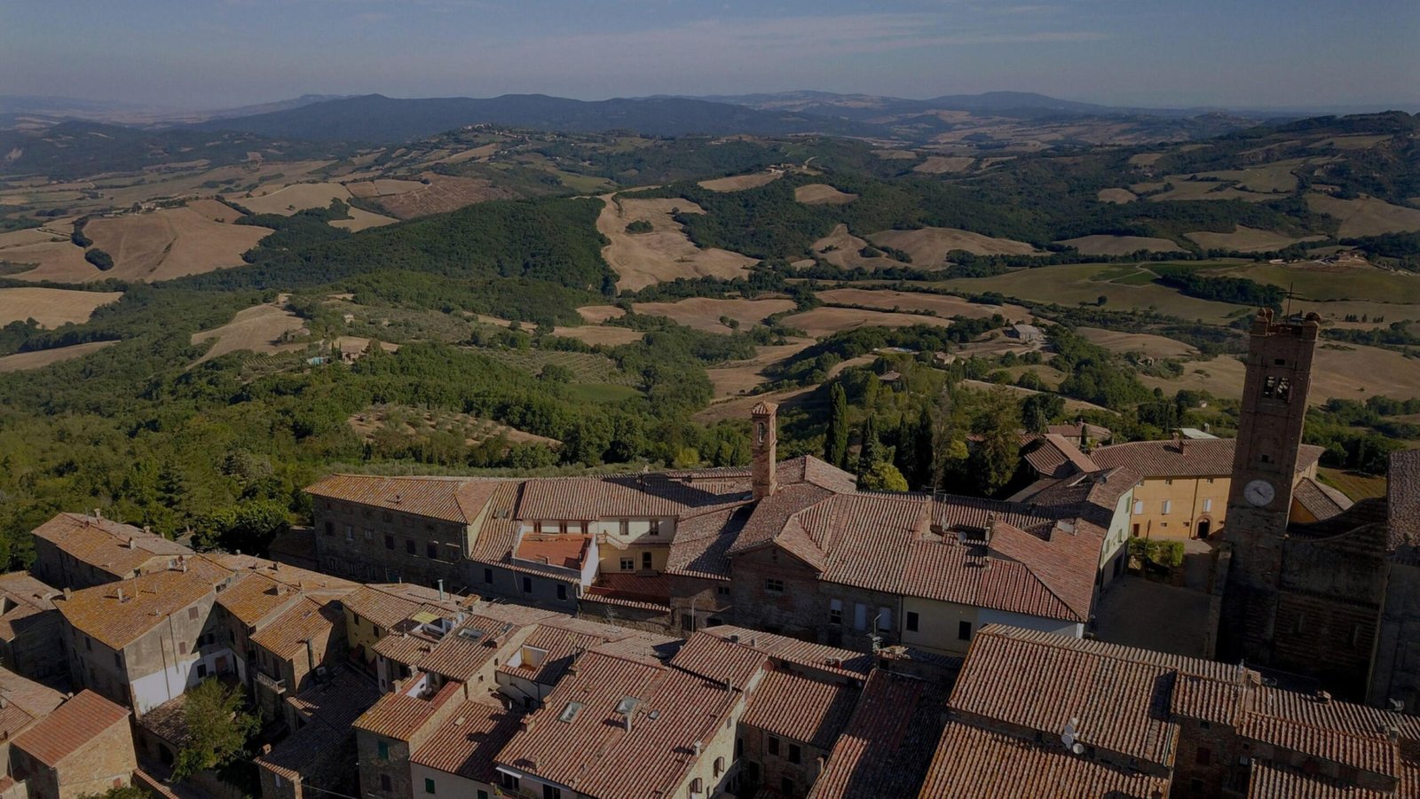 Radicondoli, município na Toscana, Itália, passou a oferecer