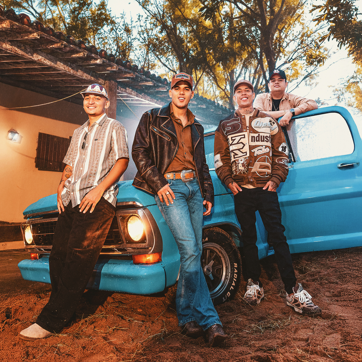 O cantor cearense Tarcísio do Acordeon se uniu