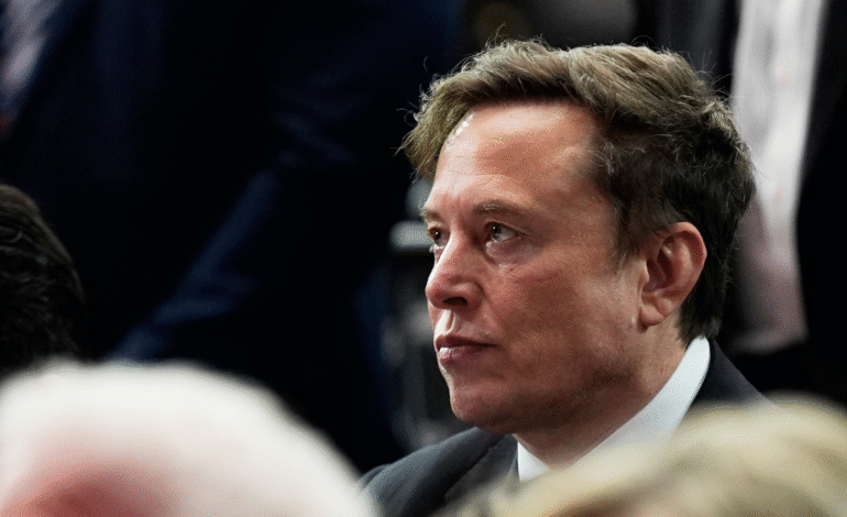 Elon Musk em foto de setembro de 2025 AP Photo/Julia