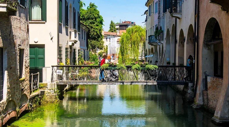 Treviso, cidade italiana próxima a Veneza, tem se
