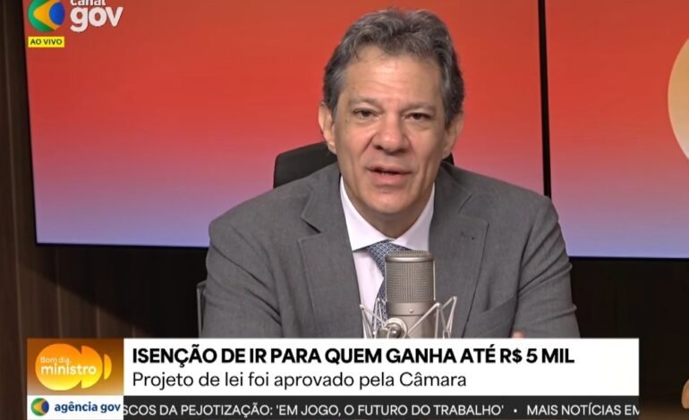 Uma comissão mista do Congresso aprovou nesta terça-feira (7