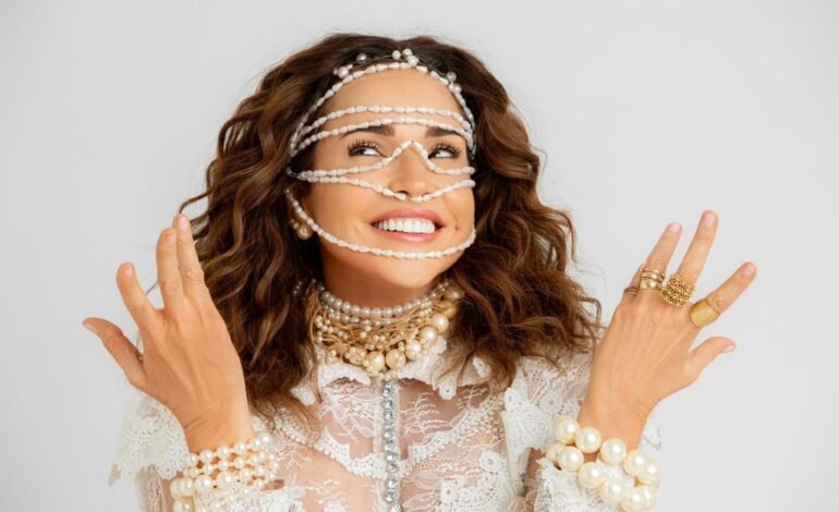 Daniela Mercury foi entrevistada ao vivo nesta sexta-feira