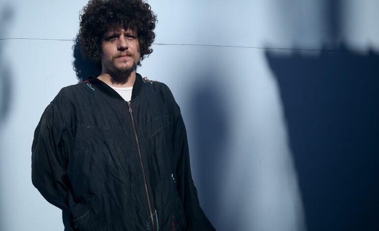 O cantor Chico Chico incluiu músicas de Bob