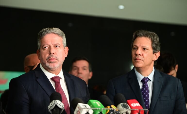 Câmara aprova isenção do imposto de renda para quem ganha at