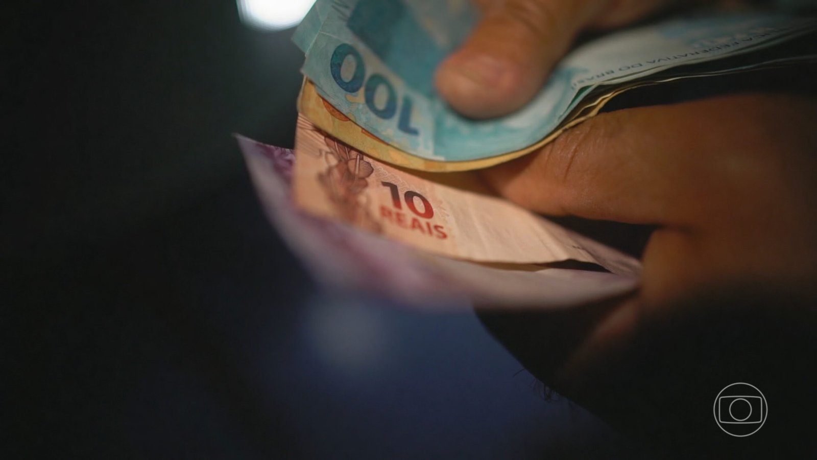 O governo deve restringir nesta terça-feira (7) as