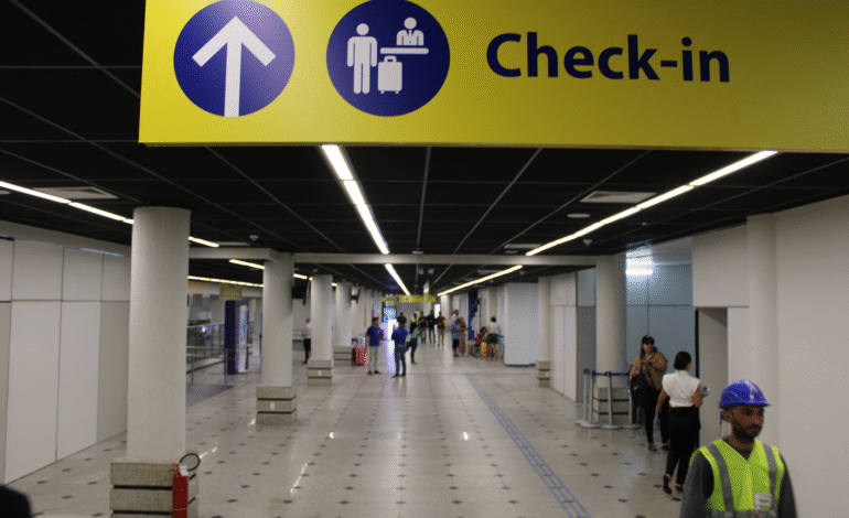 Uma passageira foi detida pela Polícia Federal (PF)