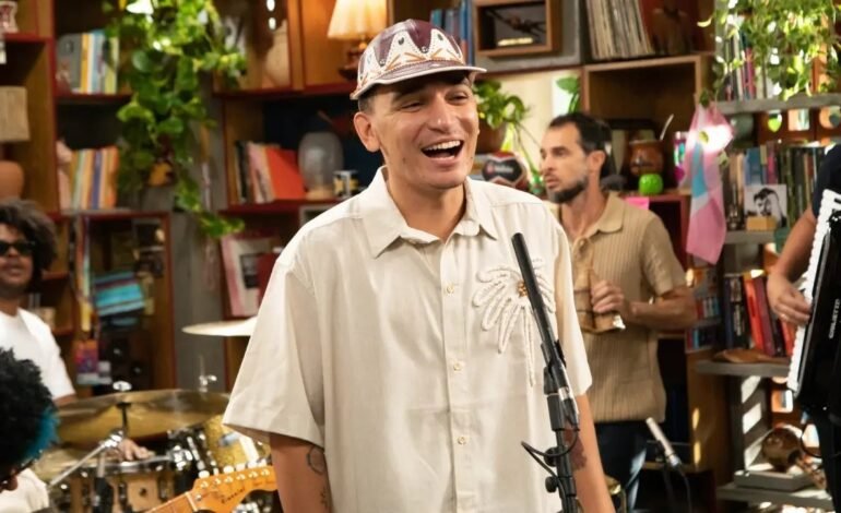 Sem microfone, retorno e celular: Como (e de quem) foi