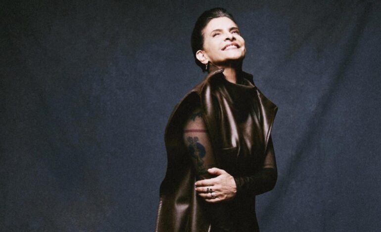 A cantora Marina Lima relançou em vinil o álbum “Próxima