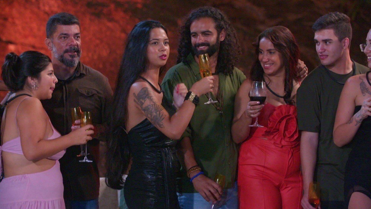 Produtores de realities de relacionamento selecionam partici