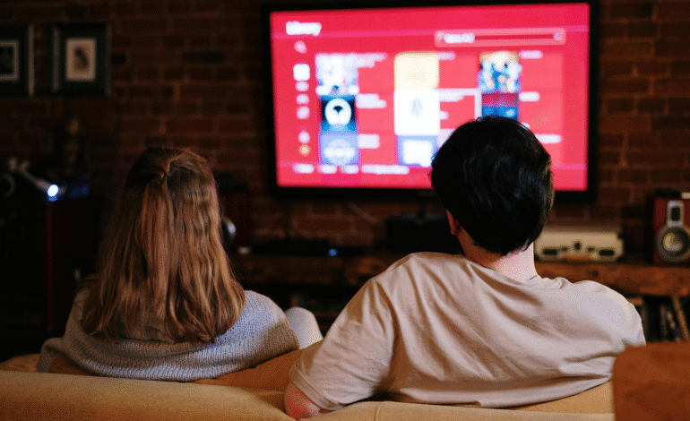 Escolher uma nova TV envolve entender diferentes tecnologias