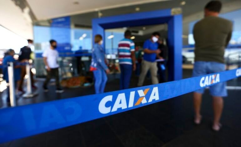 Governo libera lote extra do pis