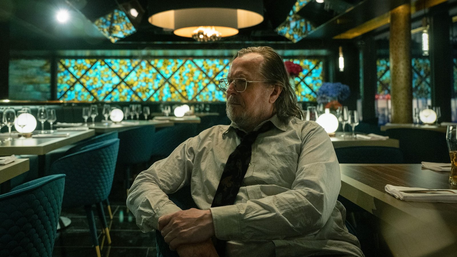 O ator Gary Oldman falou sobre sua atuação como o