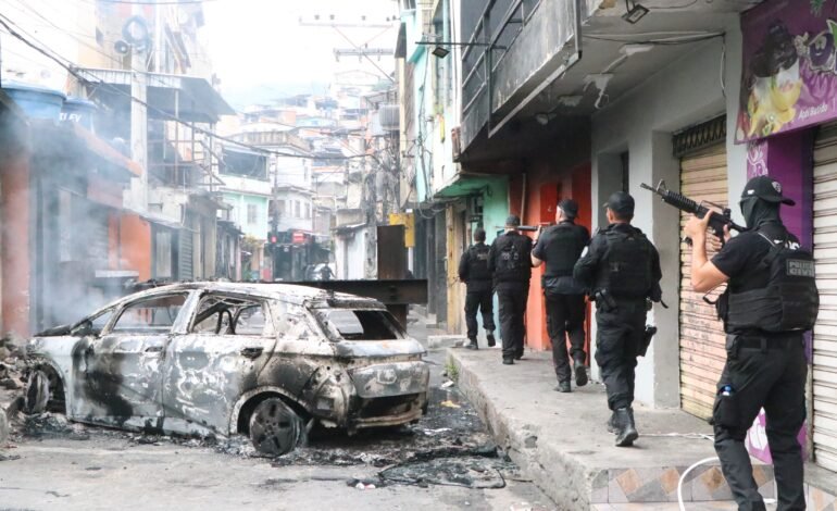 Cenas de guerra: megaoperação contra facção é a mais letal