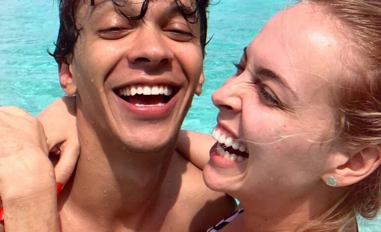 O youtuber Julio Cocielo anunciou nesta quinta-feira (16)