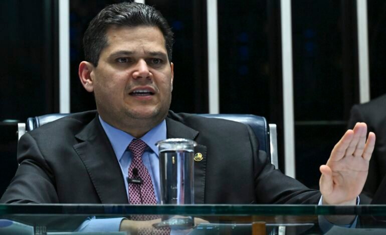 O Senado deve votar nesta quarta-feira (5) o projeto que