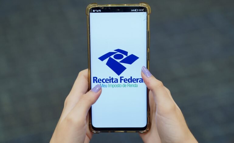 Lula sanciona isenção do imposto de renda para ganhos até 5