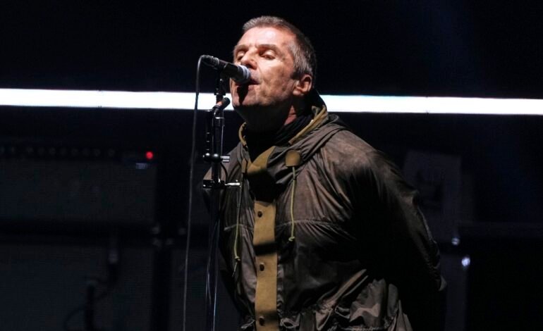 O Oasis retorna ao Brasil neste sábado (22) com o